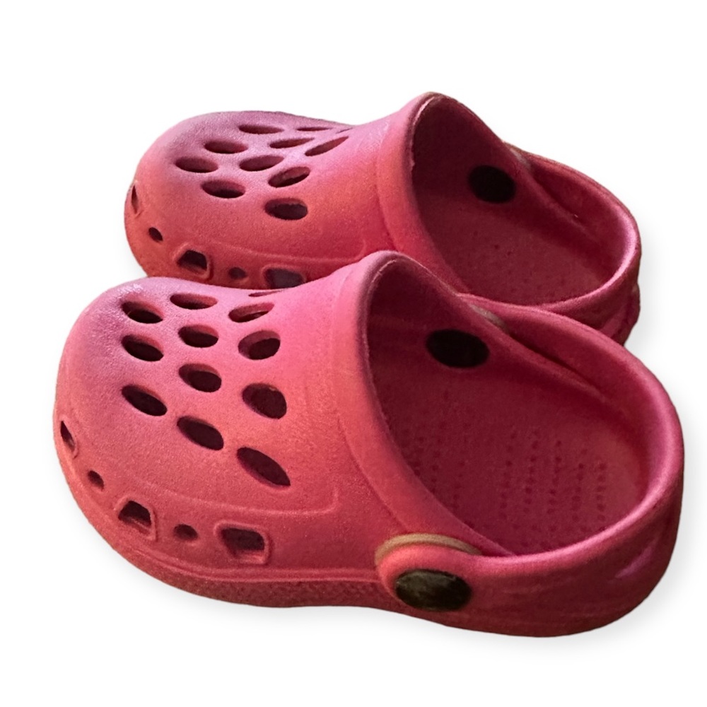 Crocs Size 4/5 - Picture 2 of 7